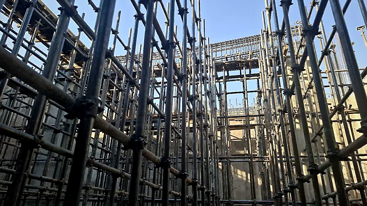 احداث مجموعه ورزشی قمر بنی هاشم - 5